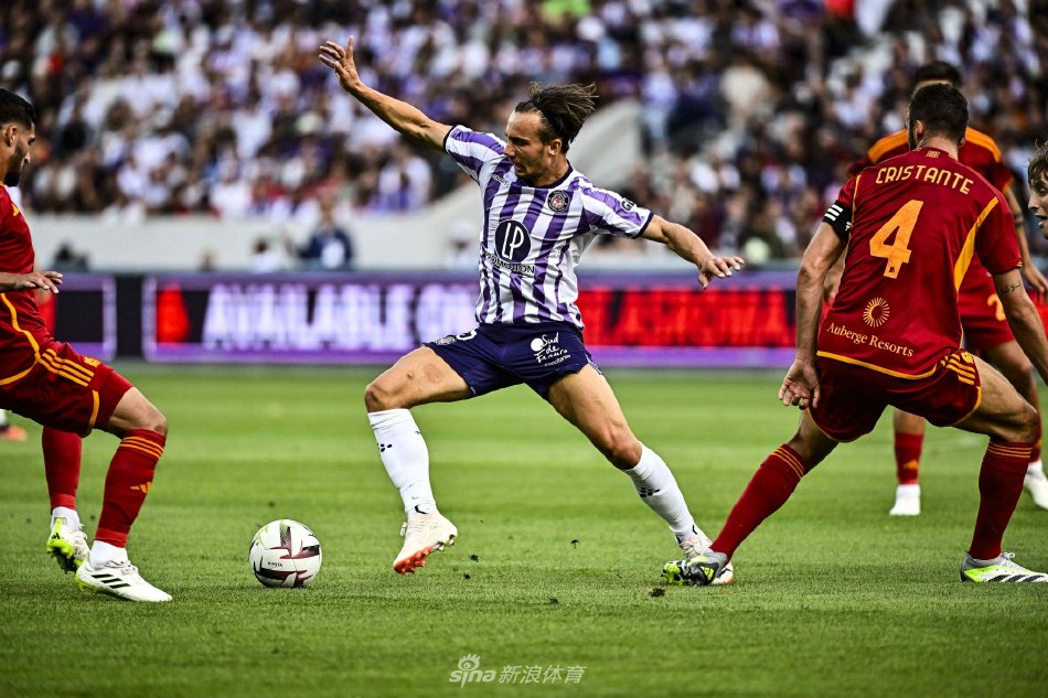 球队的领队 球队的领队