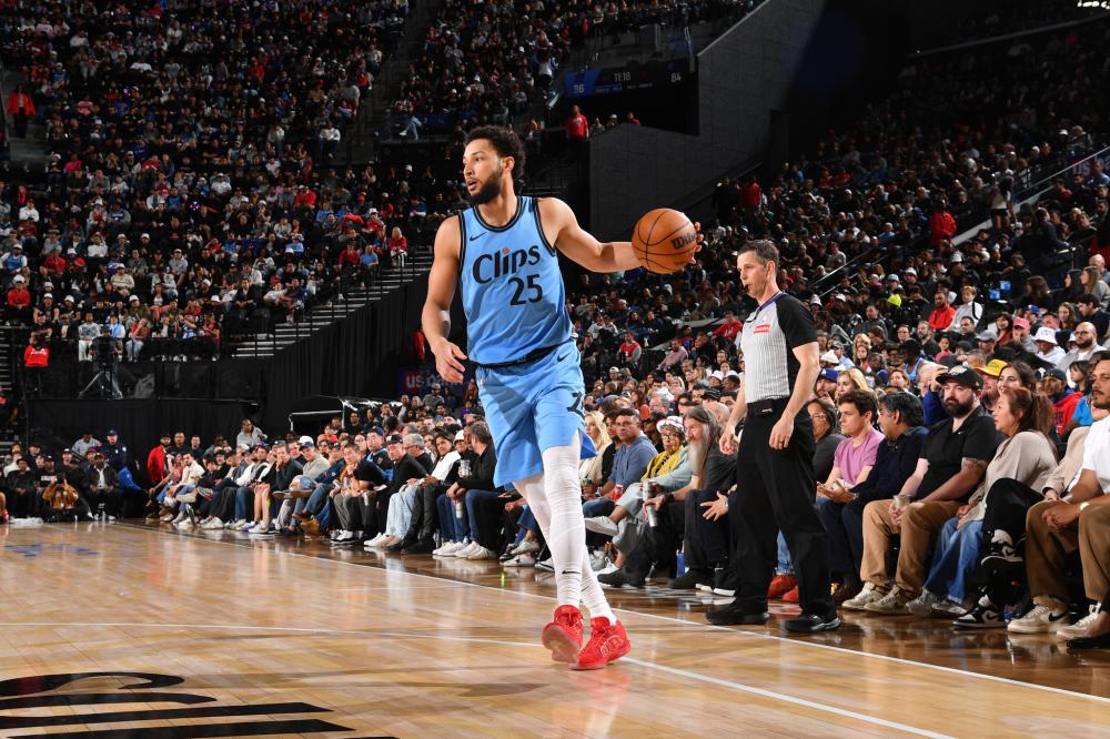 于禁区内的 于禁区内的