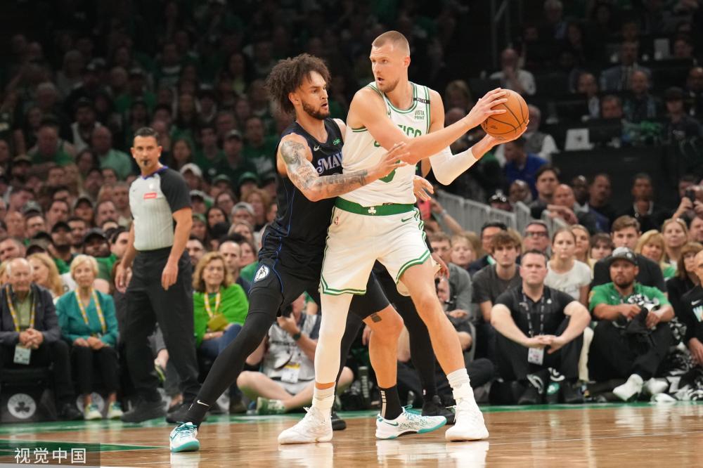 依然面临诸 依然面临诸